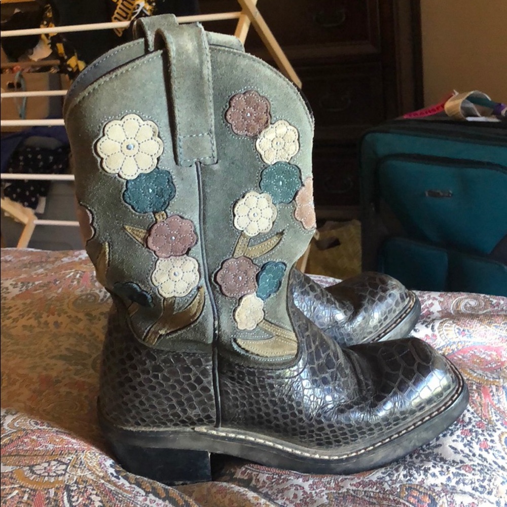 Women’s Ariat Boots
